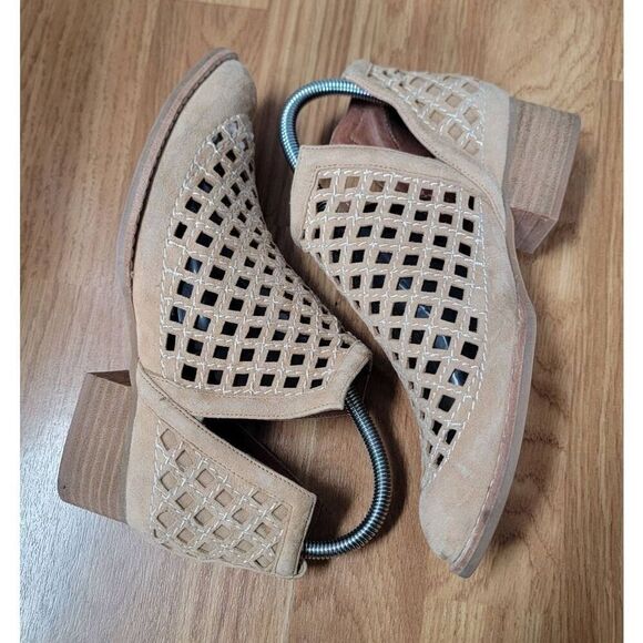 Jeffery C Western Cognac Suede Bootie 6 - Picture 3 of 8